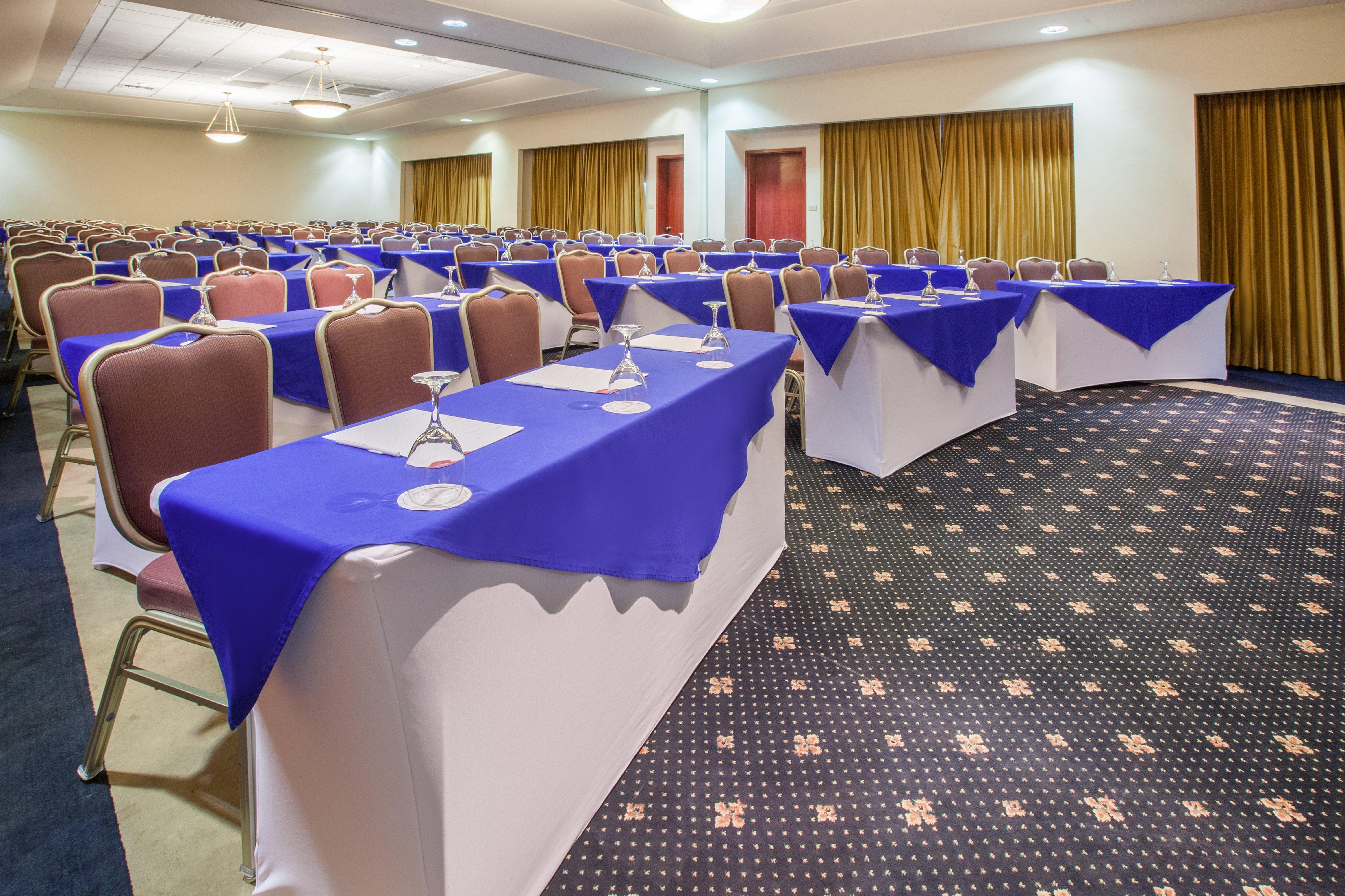 Crowne Plaza By Ihg Hotel 5*